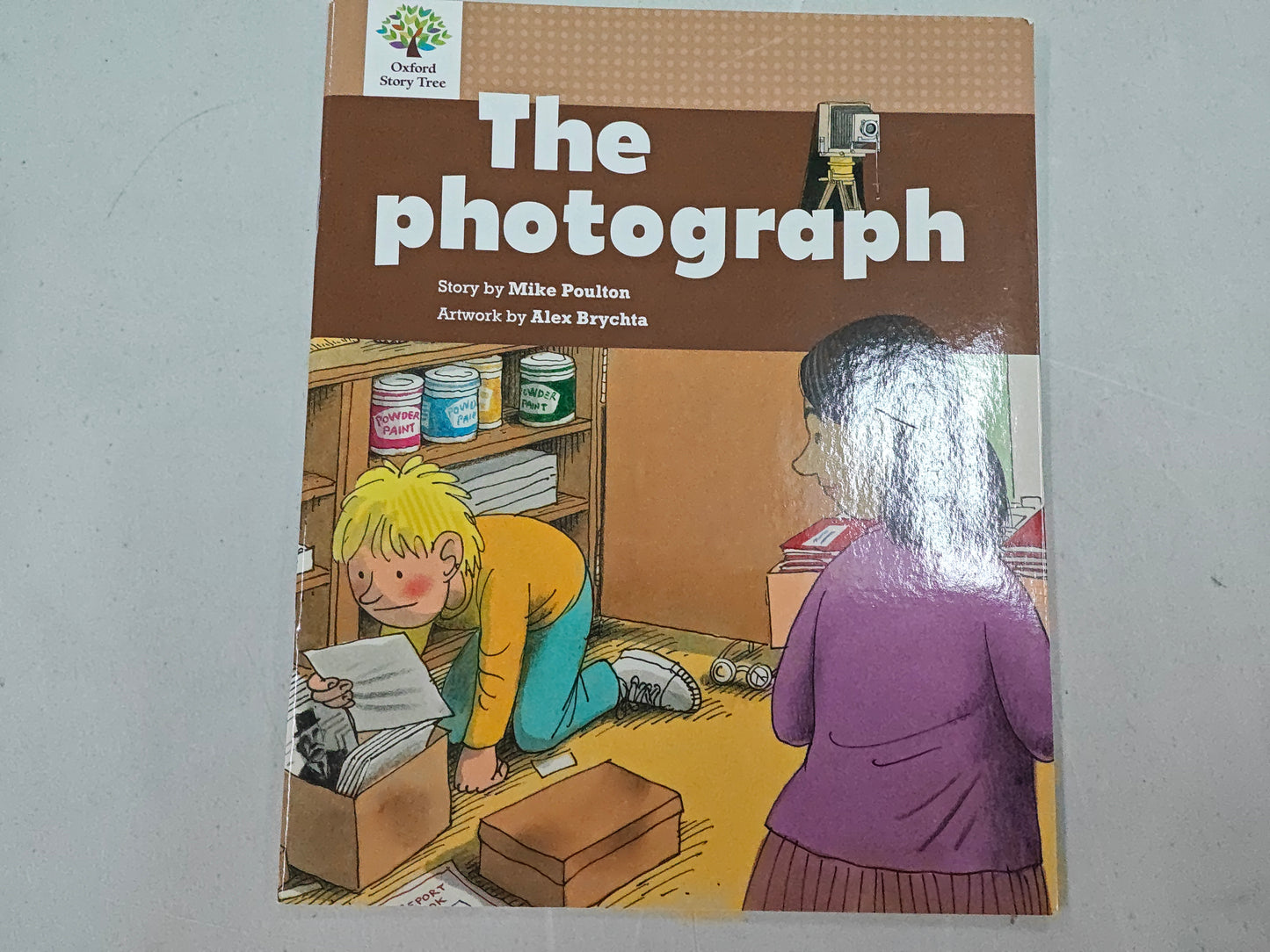 Oxford Story Tree New Edition 7-Brown: The Photograph